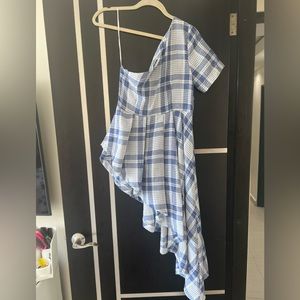 Lines. Very cute one shoulder blouse